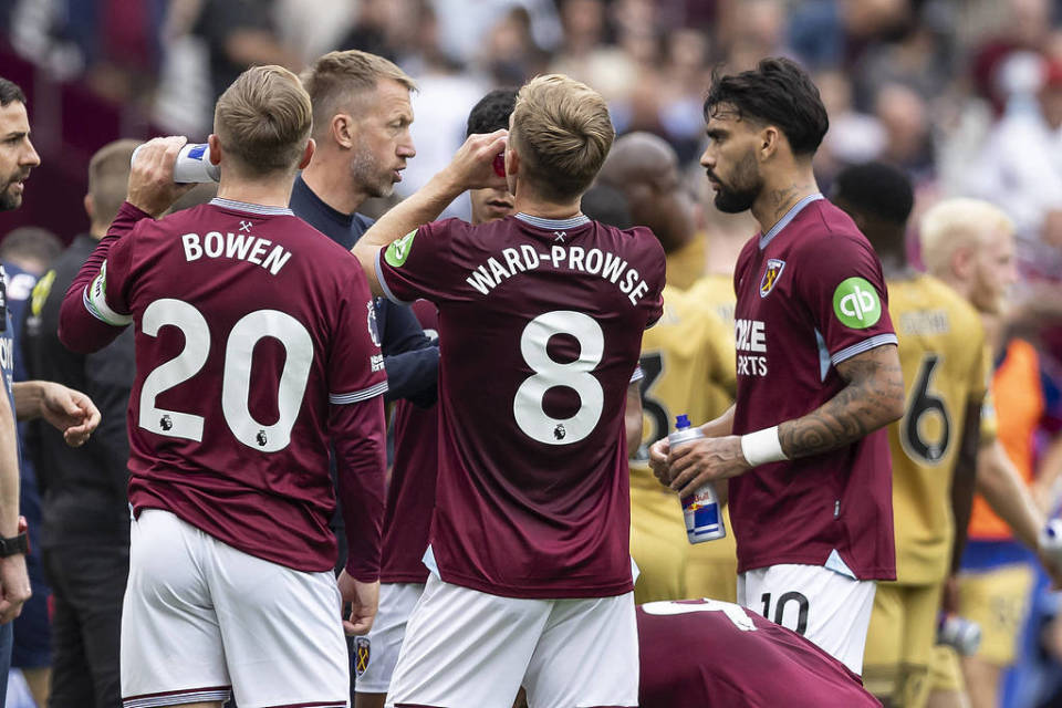 詹姆斯三节战罢得6分，距离连续1298场得分上双还差4分