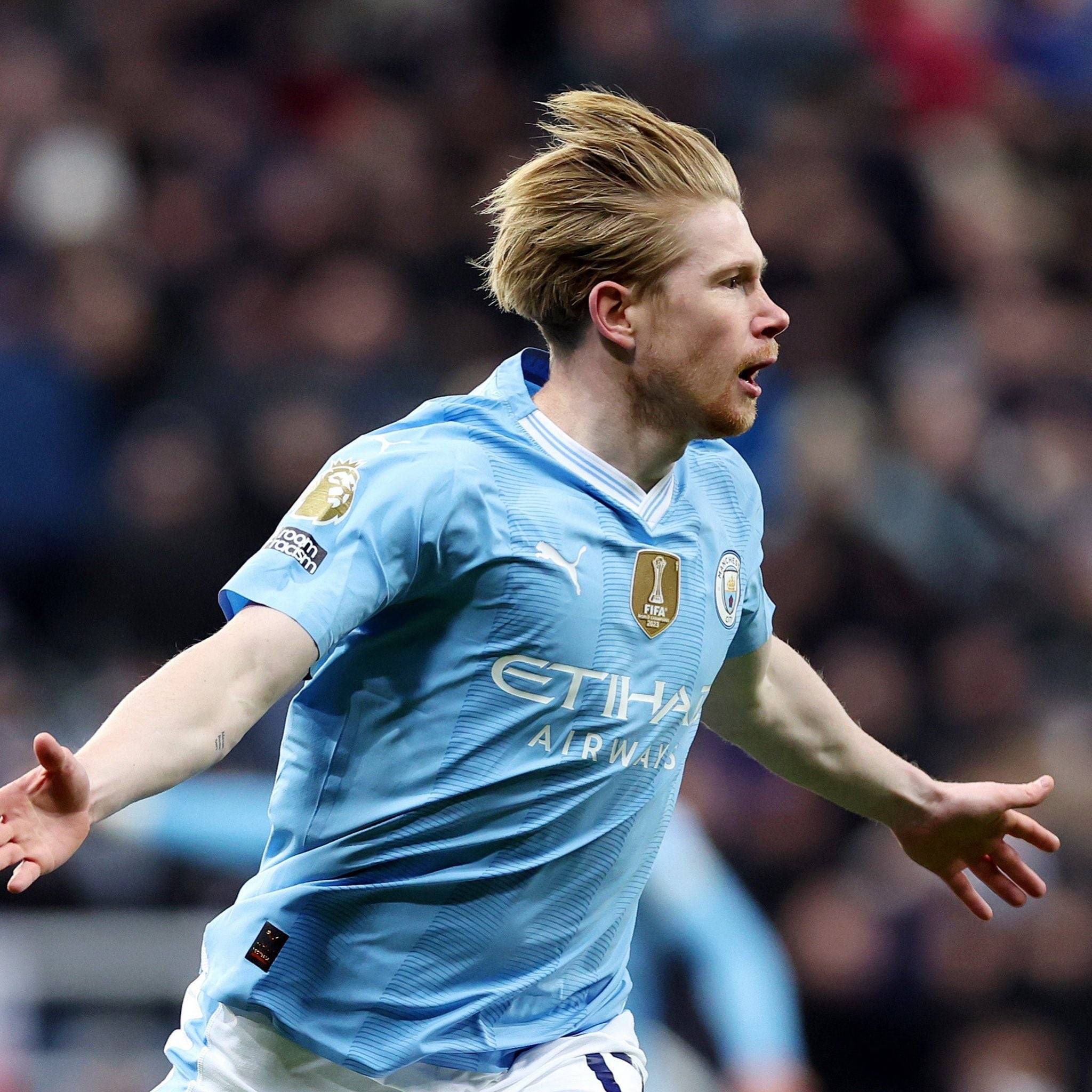 堪萨斯皇家队乔治·布瑞特在“松焦油事件”中因本垒打被取消而暴怒，成为史上经典画面