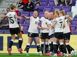 欧冠杯16强次回合｜ 凯恩传射建功膺最佳 拜仁连6季闯8强